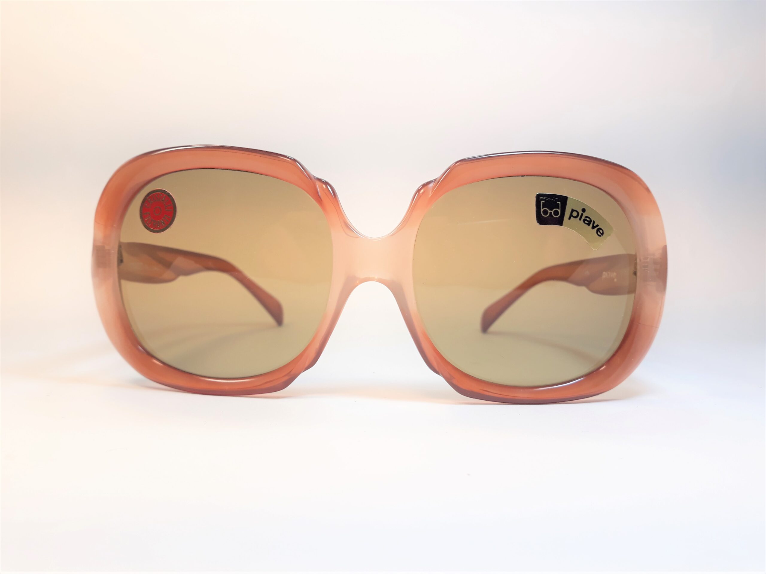 Women Vintage-Sunglasses, 1970s/80s